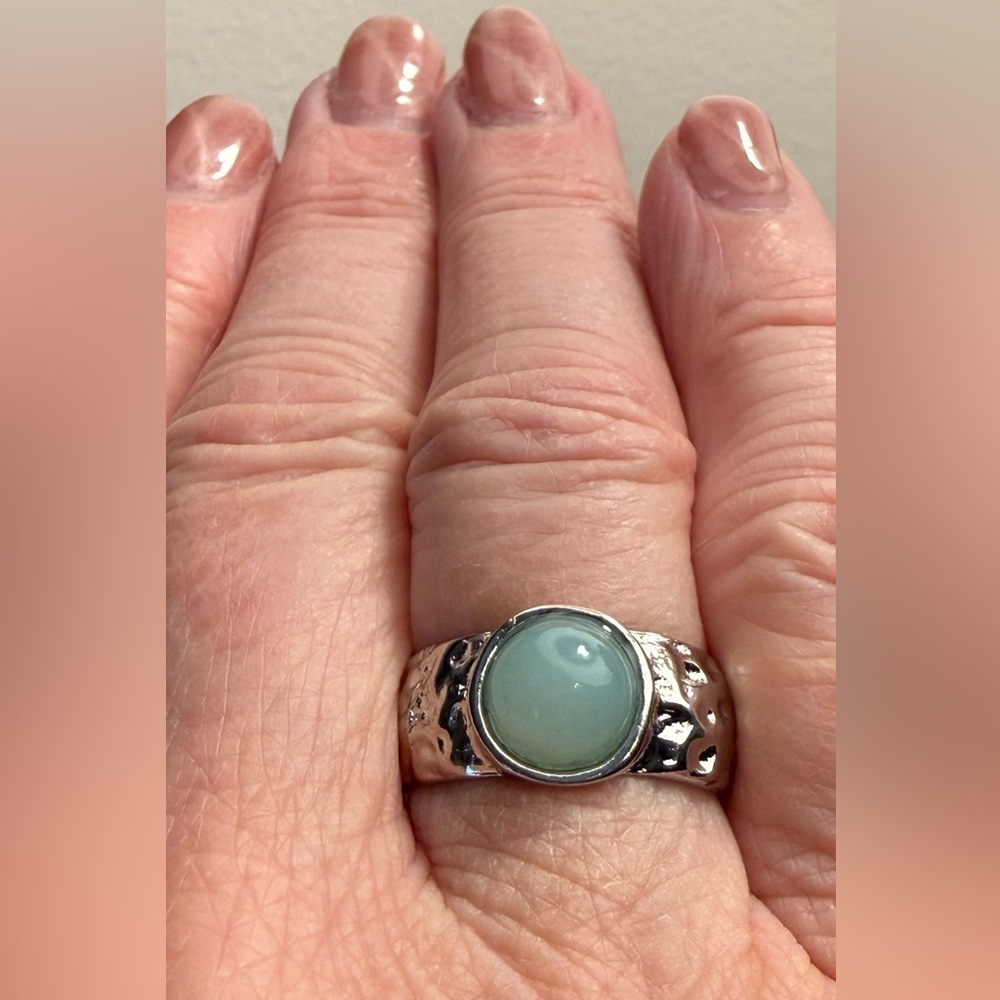 Ring - sz 7.25 - silver tone metal w/light blue/green stone. New! BOGO offer ⬇️ - Picture 7 of 8
